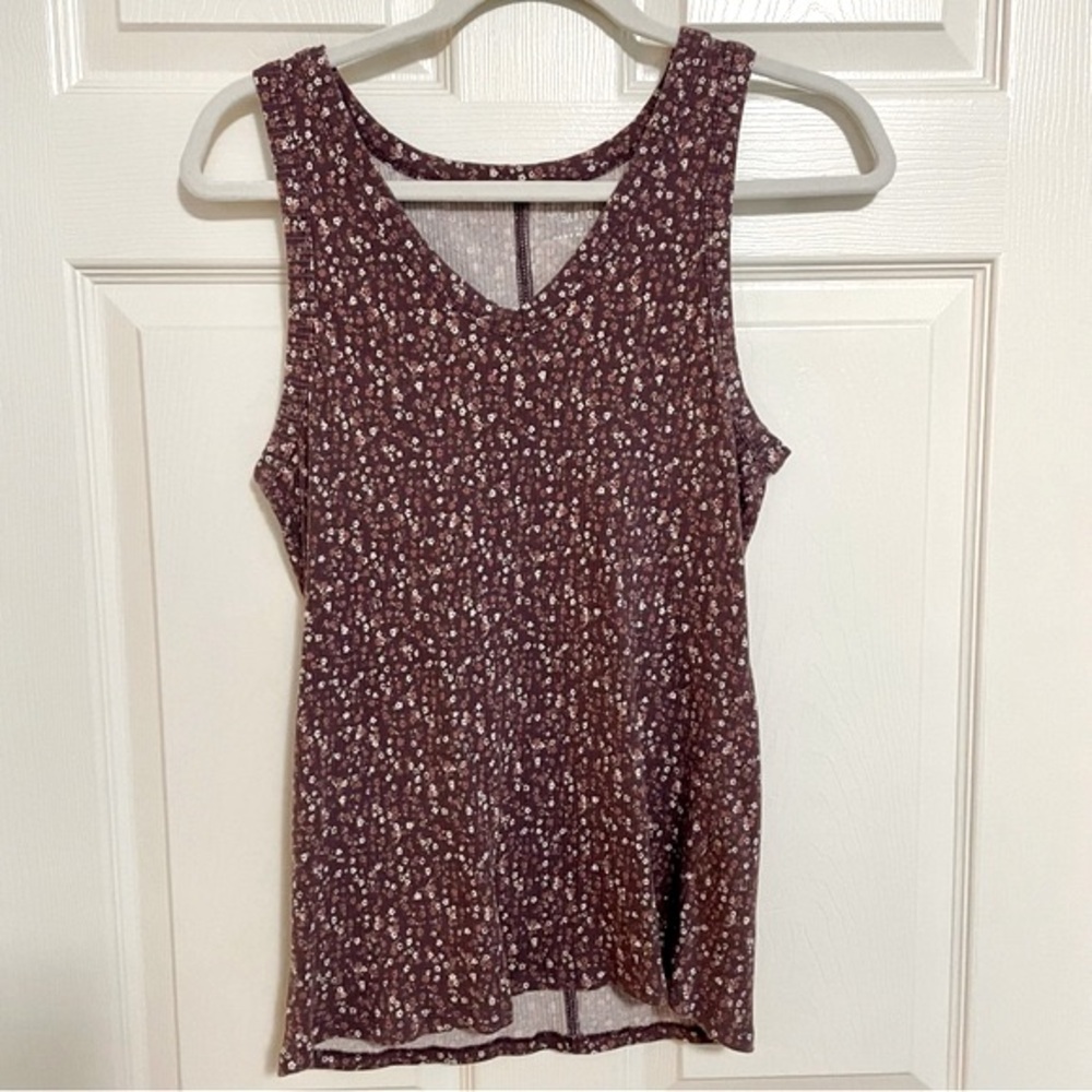 Maurices V Neck Floral Ribbed Tank XL